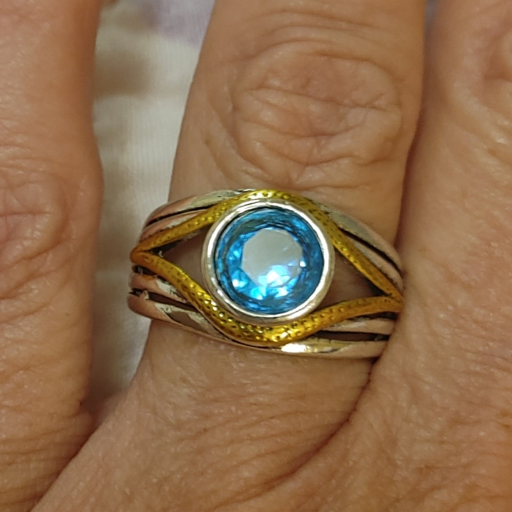 New two tone blue ring